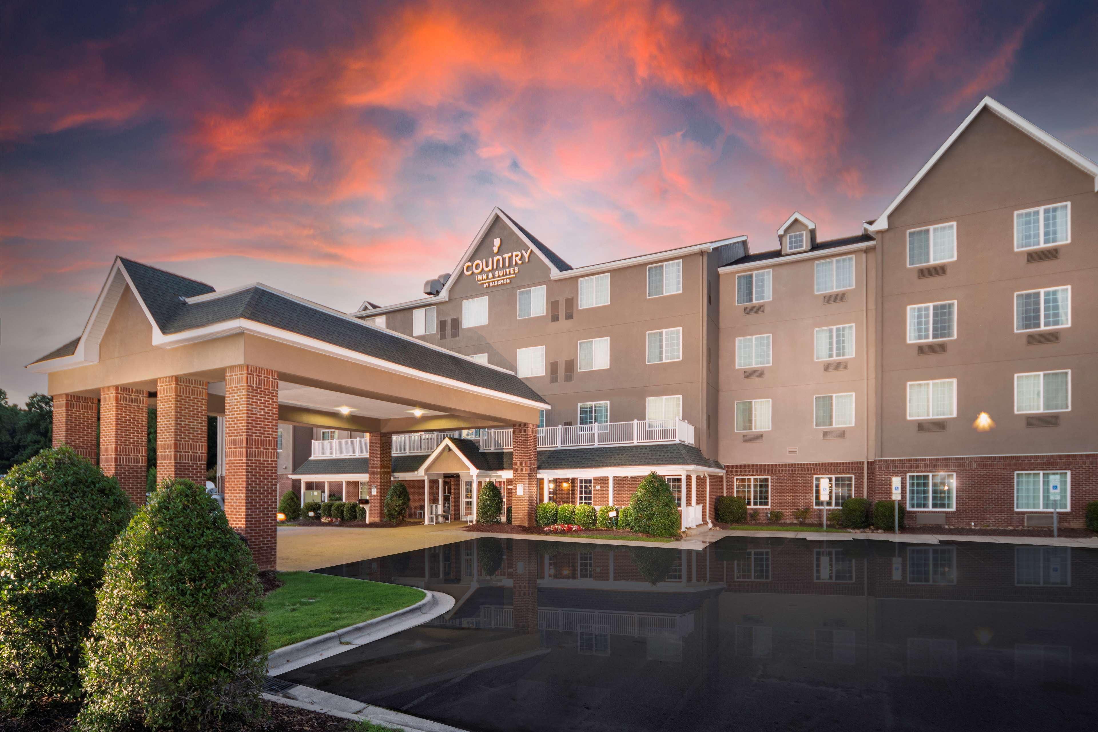 Country Inn & Suites By Radisson, Rocky Mount, Nc Esterno foto